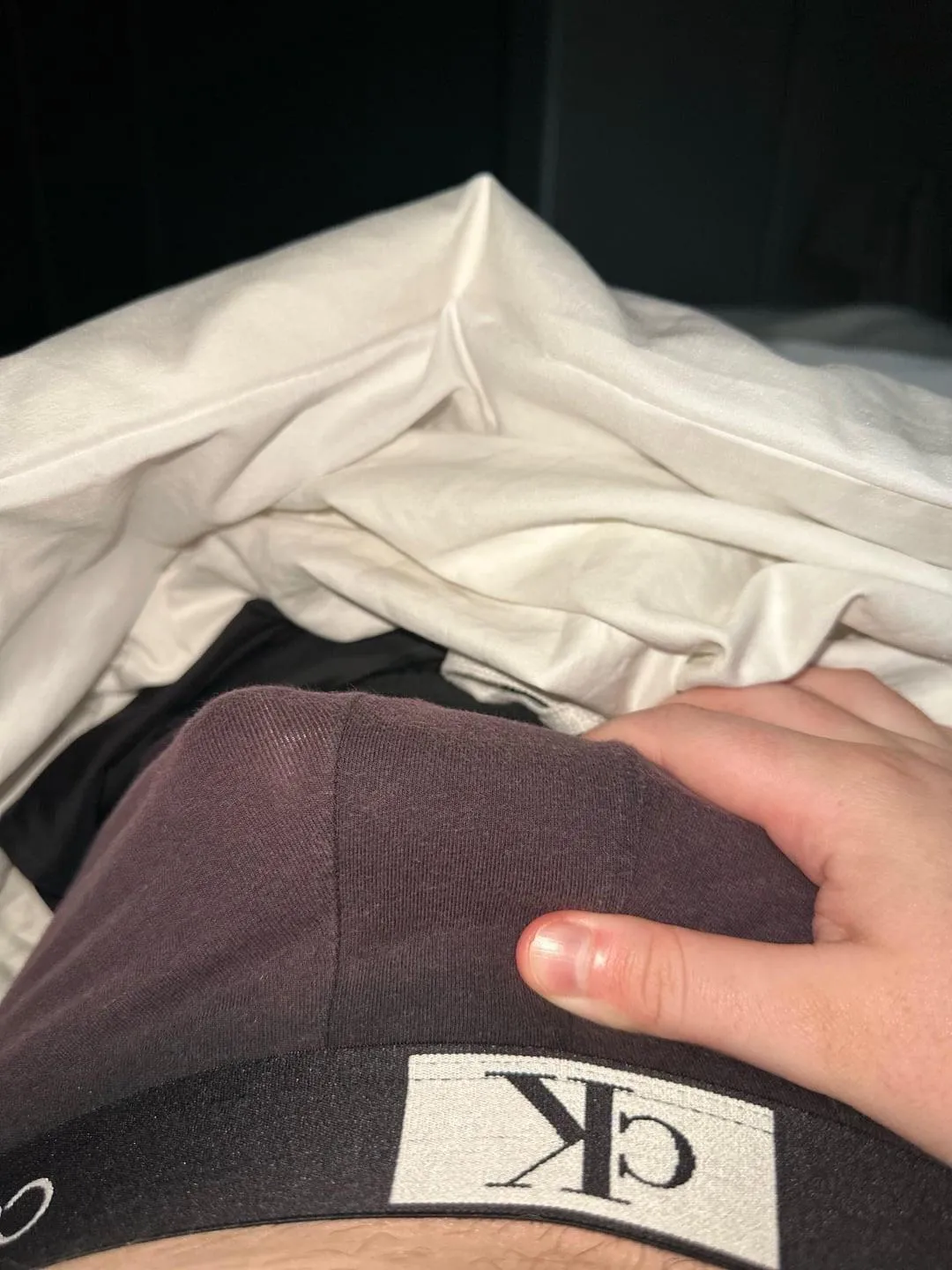 This weather means we have an excuse to stay in bed all night 😈 (M)