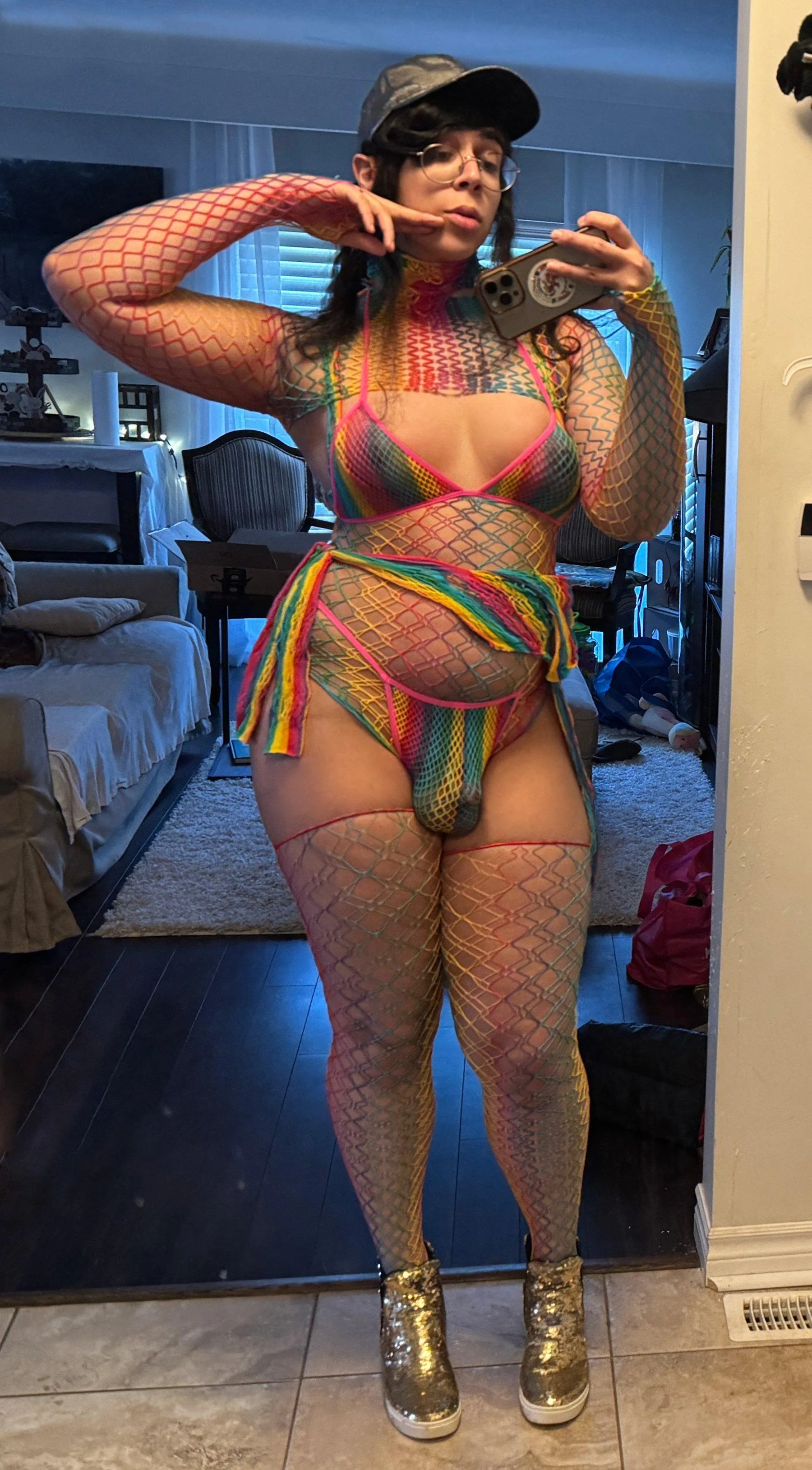 Yeah, I think I might be cooking with this look. 🌈😎🏳️‍🌈