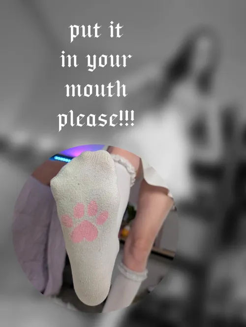 you are cutest when you are quiet :P