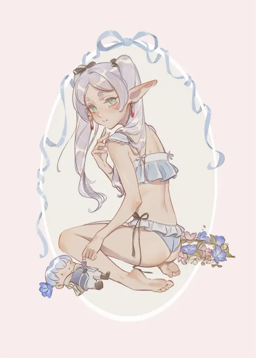 Frieren with Himmel plushie (@vickypyon)