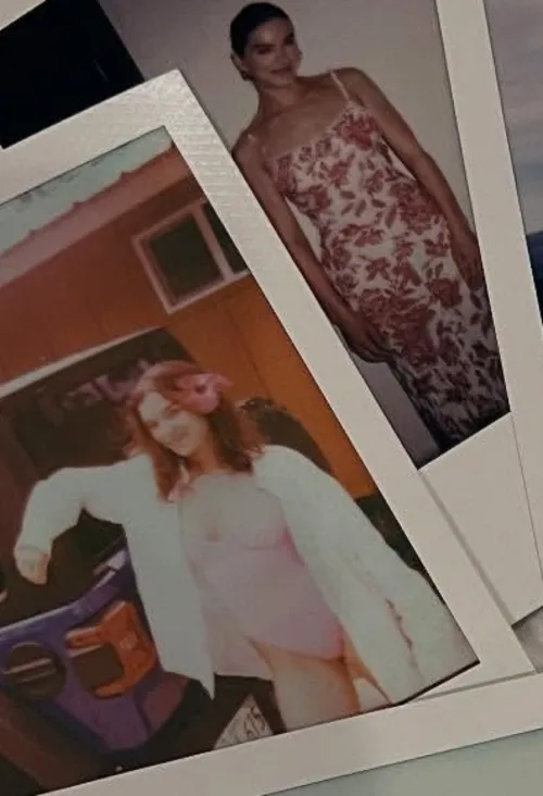 Hailee Steinfeld from her honeymoon