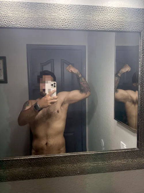 Looking for couples in Chandler AZ HIT ME UP