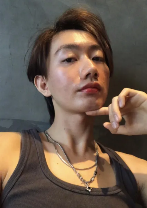 21 Asian twink in Cambodia hmu snap@dkhi74