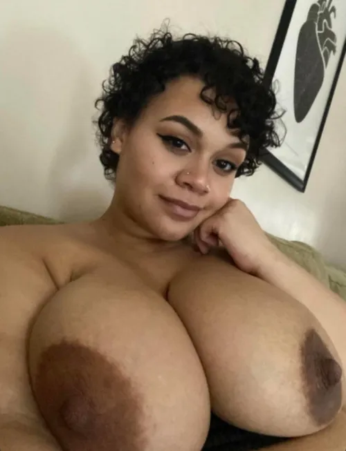 Aren’t they so dreaming 💋 bored & horny on this Sunday! Don’t miss out! Content/customs! Menu! 💕