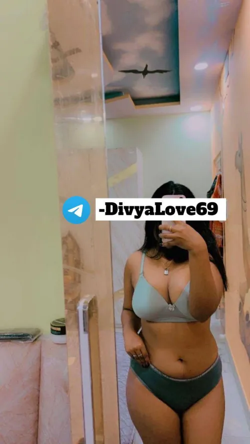 Daddy, I can be your pocket sized fuck toy. F - 21