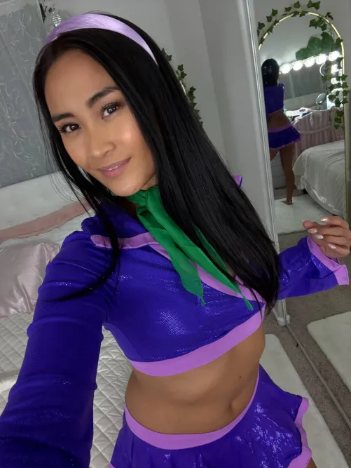 Daphne Blake Cosplay by Sunshine