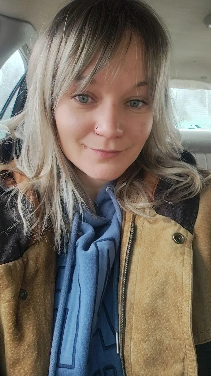 Drop a ❤️ and I'll send u nudes (first 60 guys only)