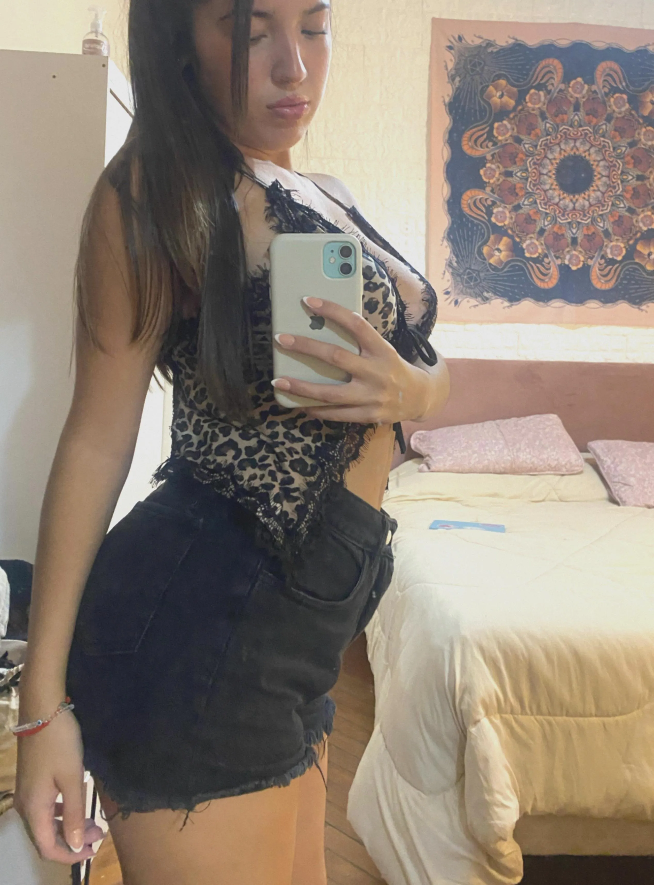 for ur information, im not trying to seduce u