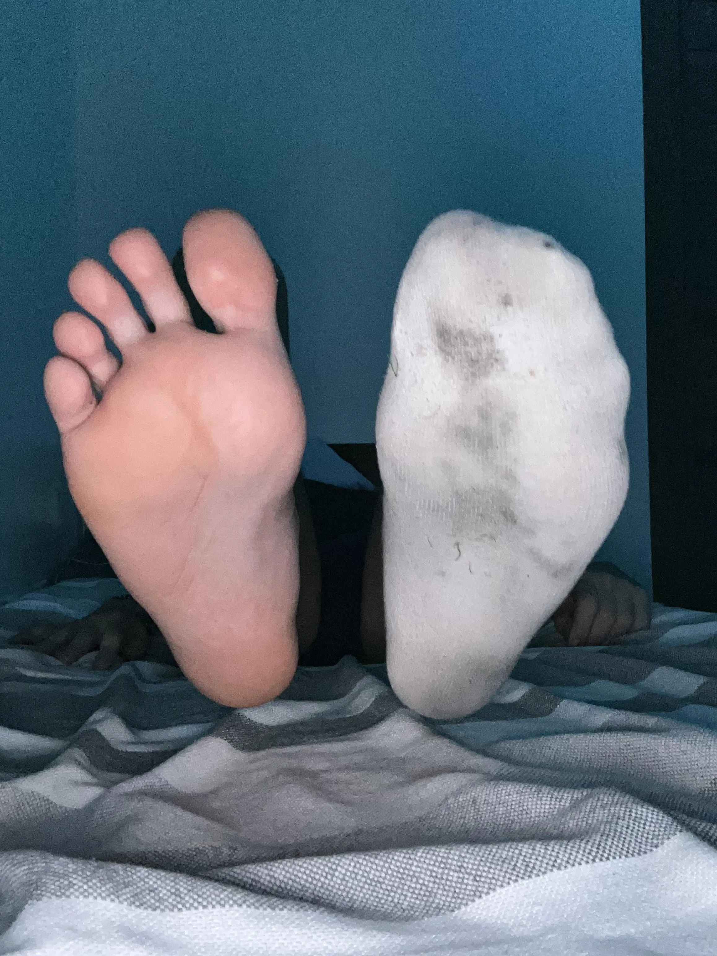 hey best friend, when you told my about your foot fetish I didn't think you were also into dirty and sweaty feet. You are more disgusting than I thought! But if you like them.. start licking between my toes. Then I'll let you lick all my soles. I want 