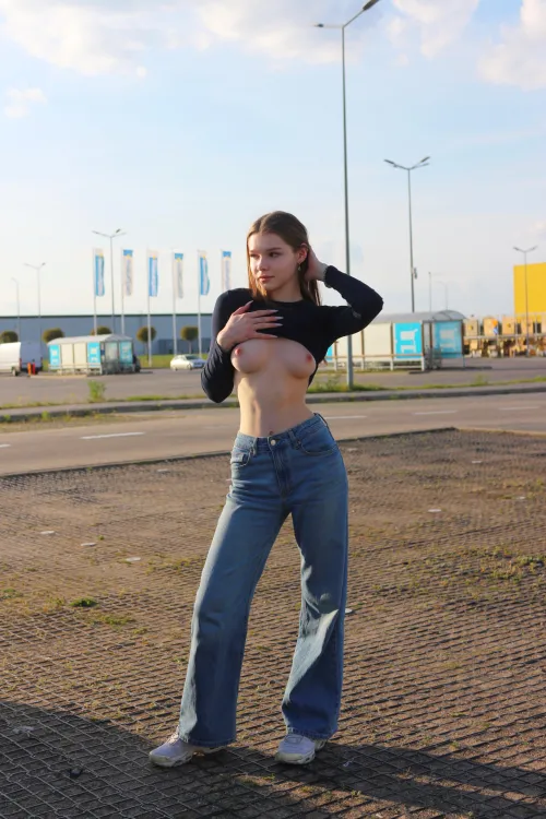 I think blue jeans suit me