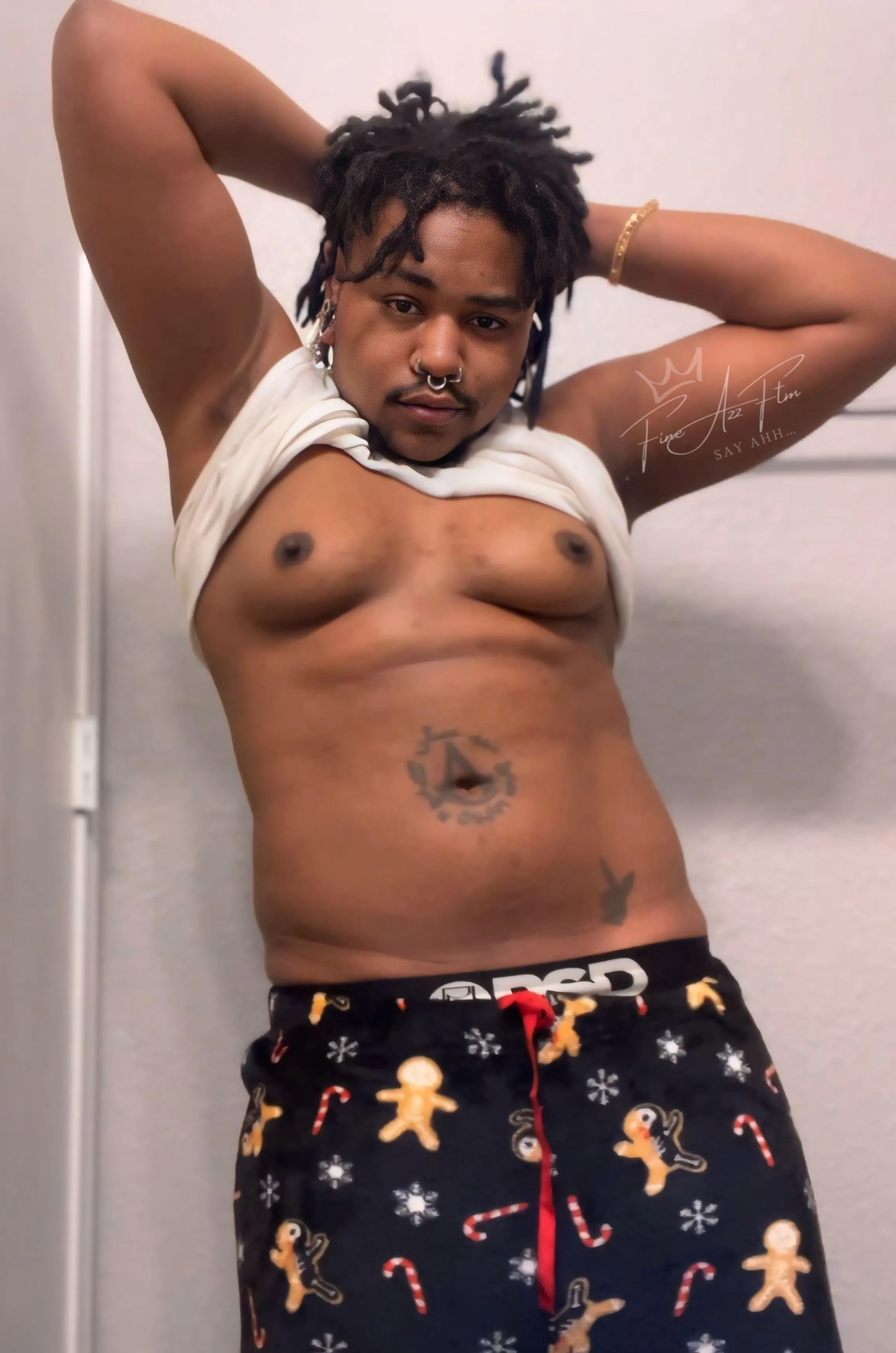 Kisses and licks — fluent in every language I love.