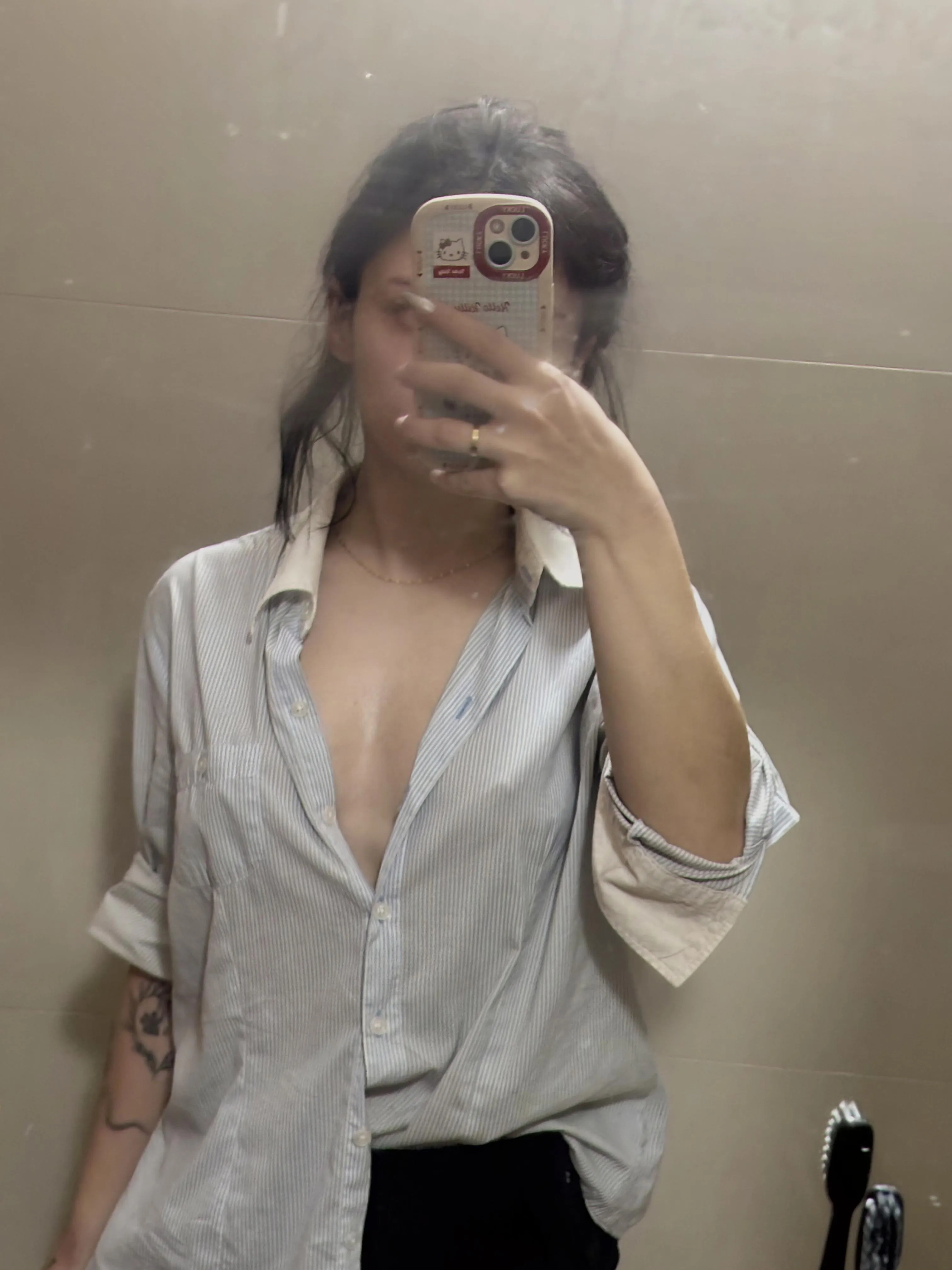 Small tits is a fashion win