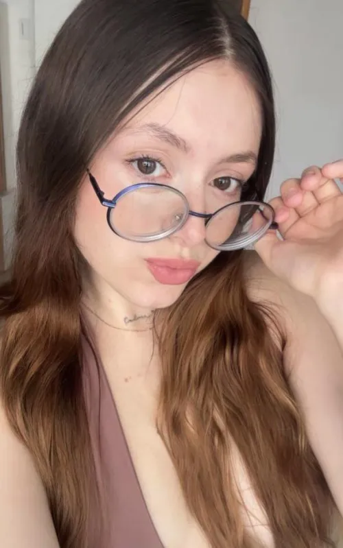 Soft kiss, sharp wit