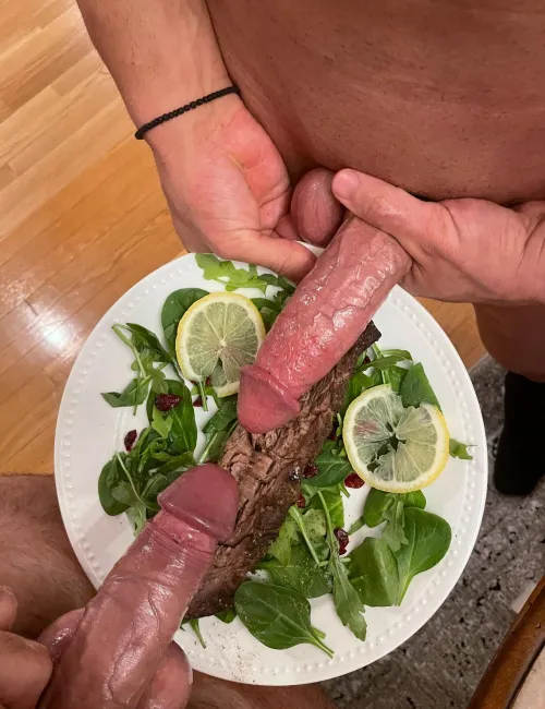 Wanna see my big dick friend fuck me… check the sneaky link