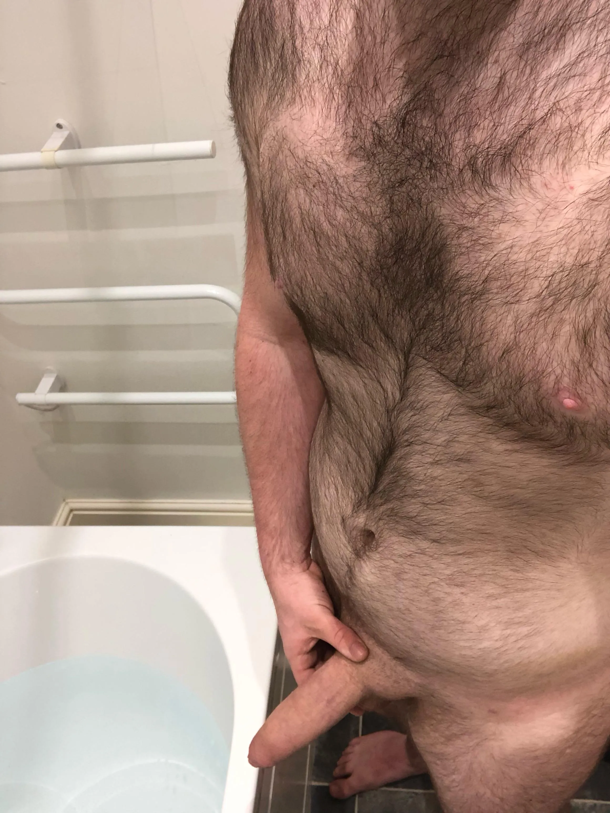 20 m bi curious top looking to chat