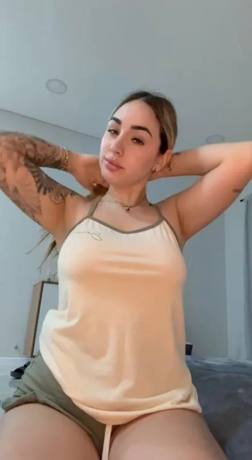 22 F4M craving something rough