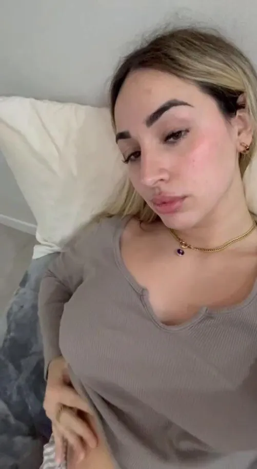 22F seeking a partner for a wild night