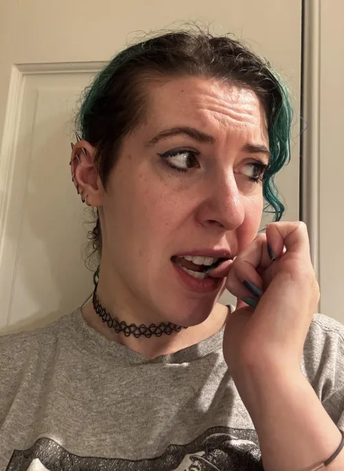 A girl like me shouldn't have to pay her own bills when there are guys like you around