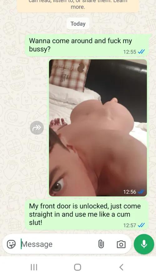 A message to all dom tops 😋