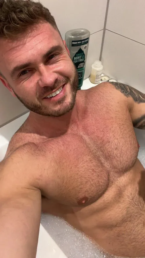 After a good workout it’s important we take a cold bath, come and join me?
