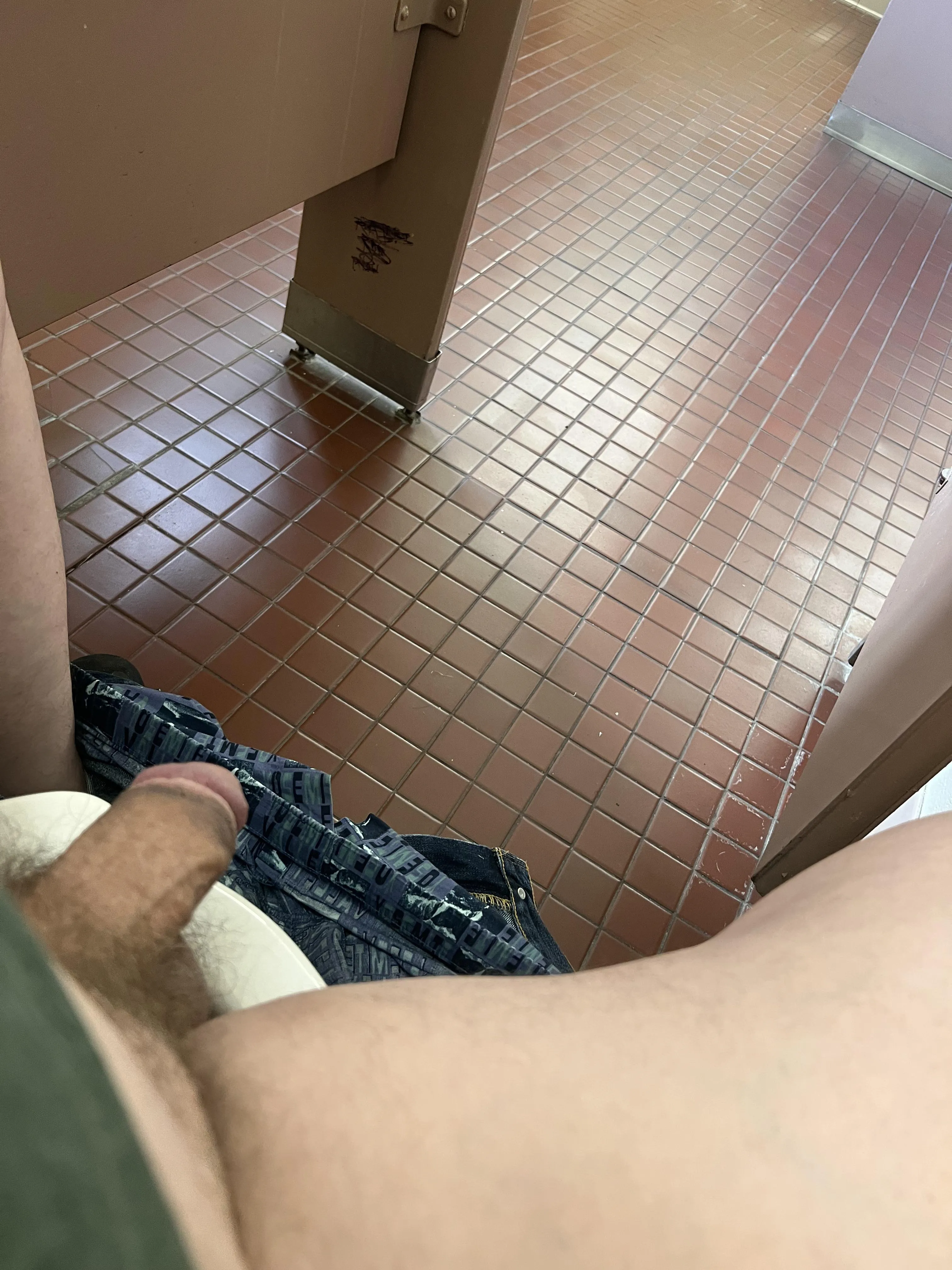 At work and lonely. Wish someone would stop by.