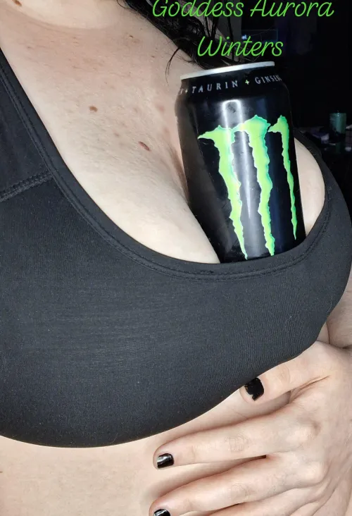 Be a good boy for Mommy and drink it all up 🫦