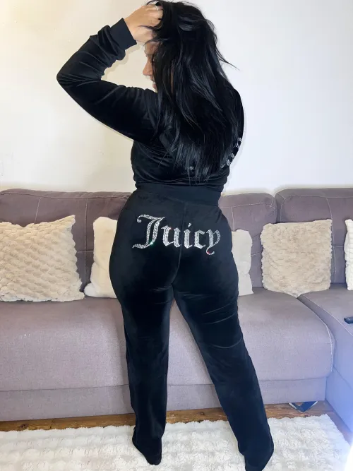 Daddy you can make me happy if you lick my ass today