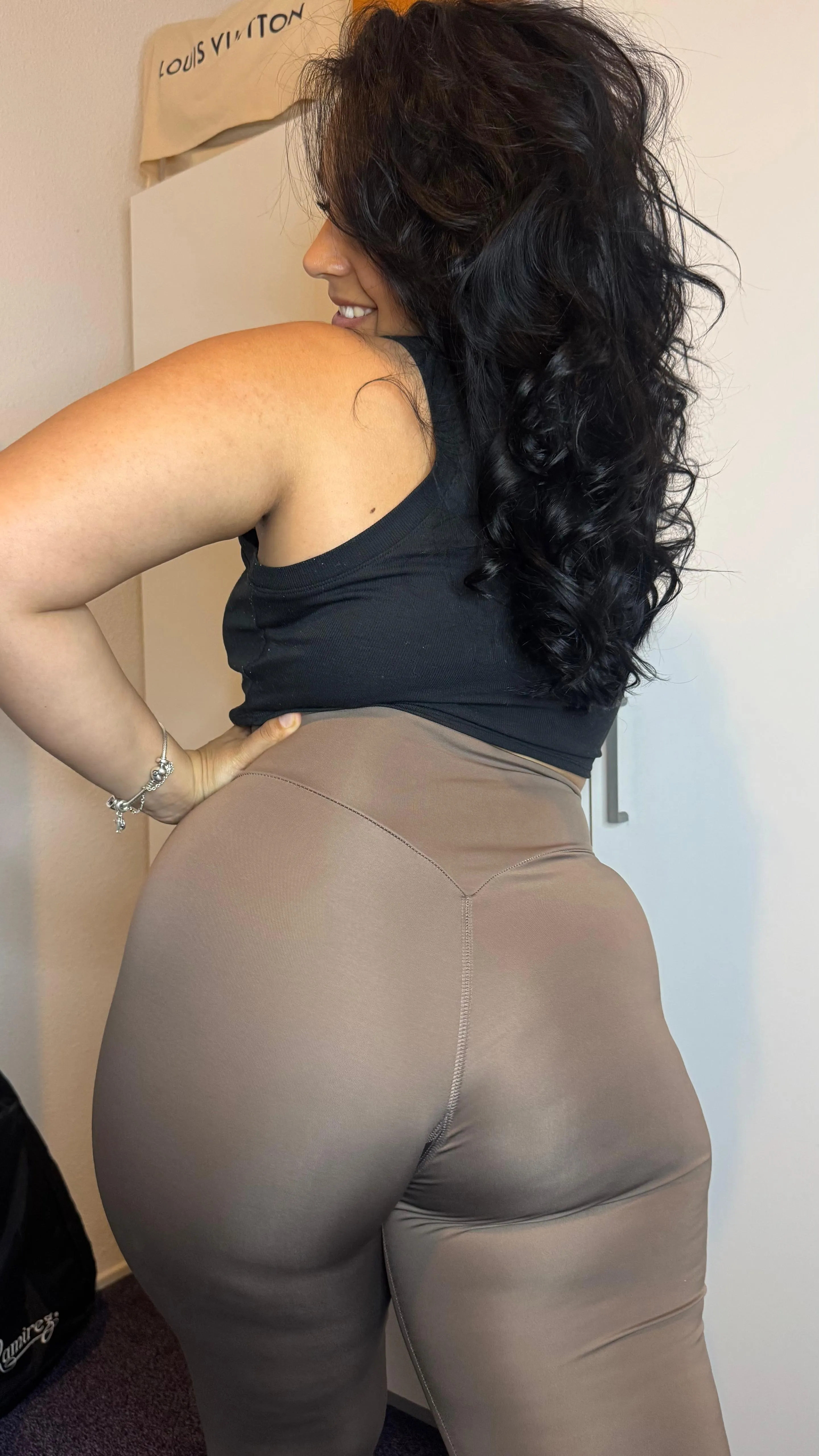 Darling you can make me happy if you suck my butt today