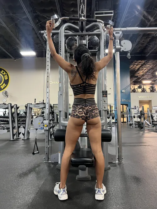 Help me with a spot while you are back there