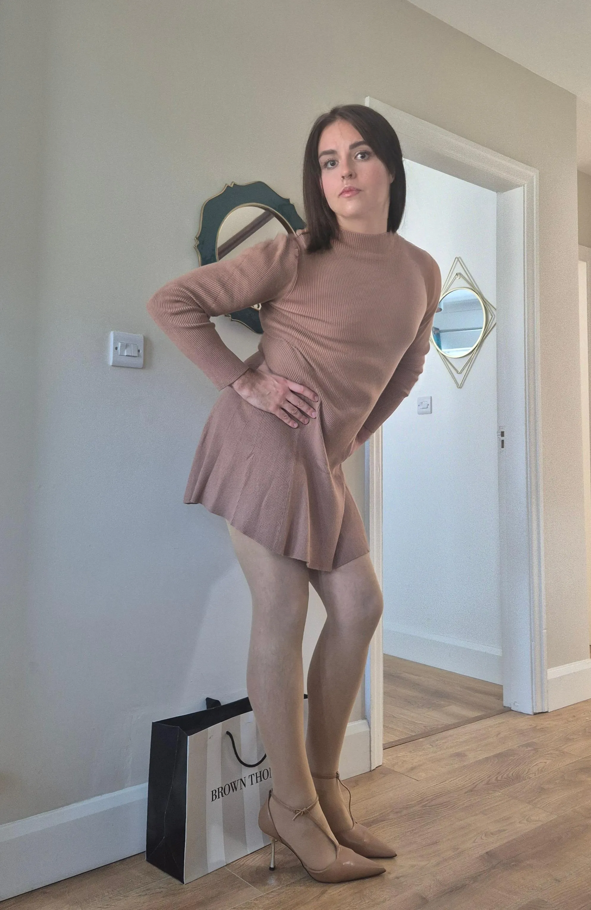 I can't stop posing (faceapp)