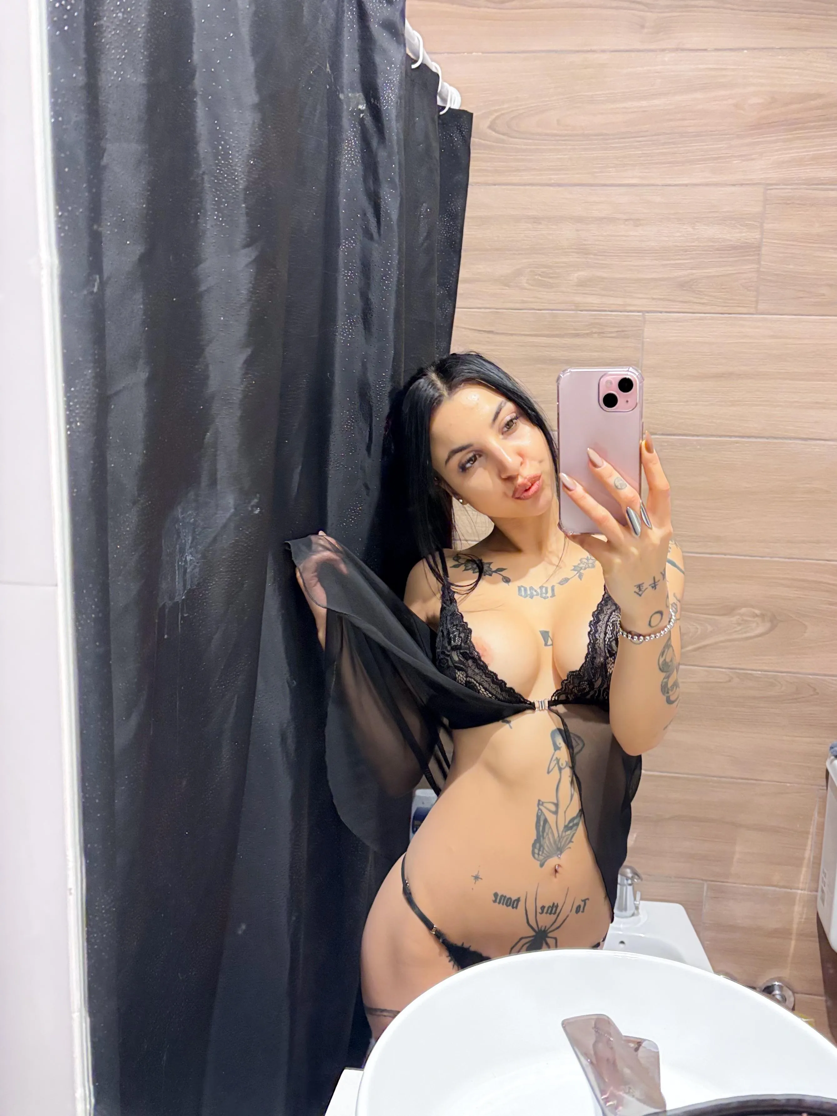 I heard you love snack sized latina?