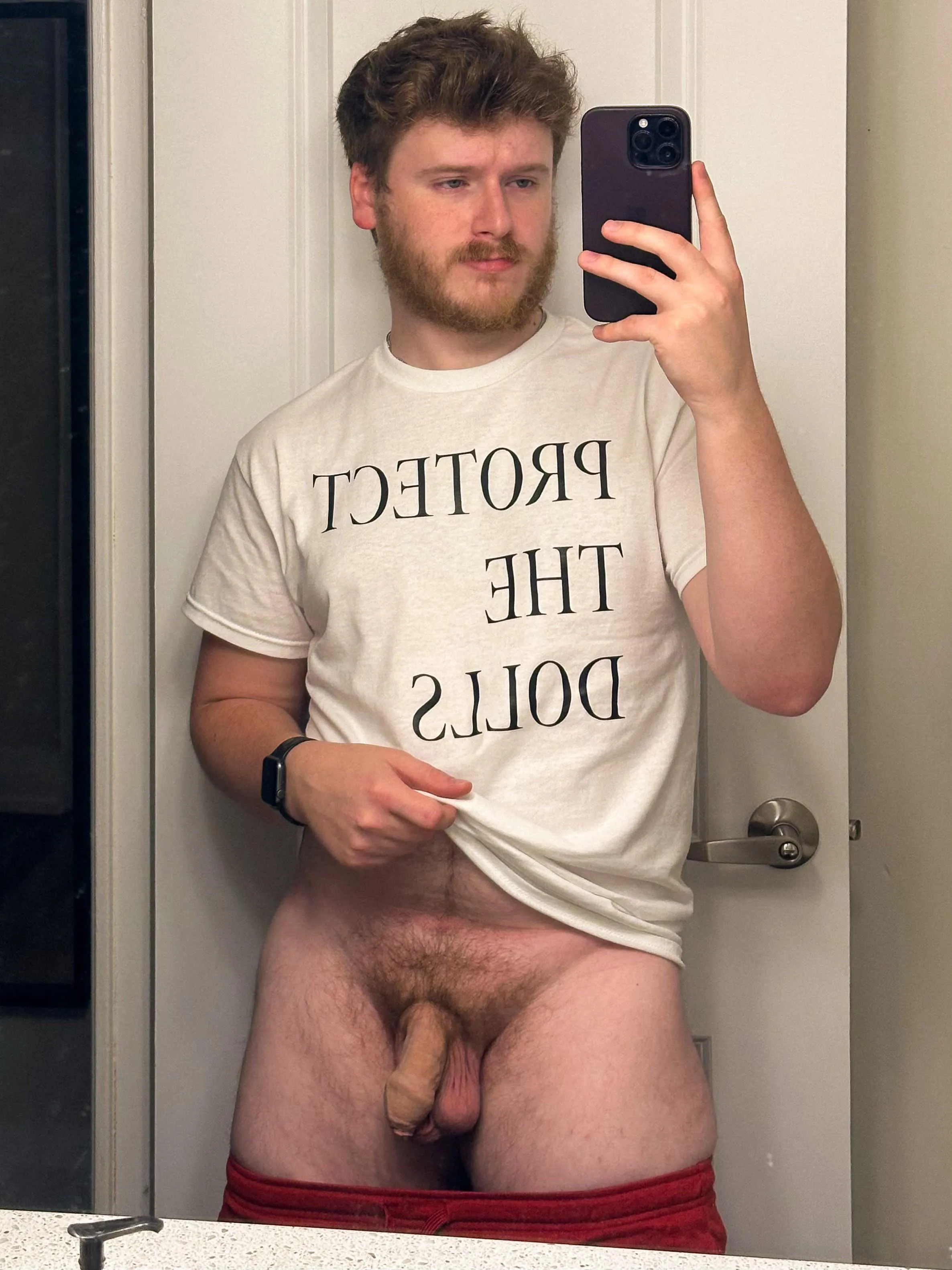 It’s hot af today 🥵 [27]