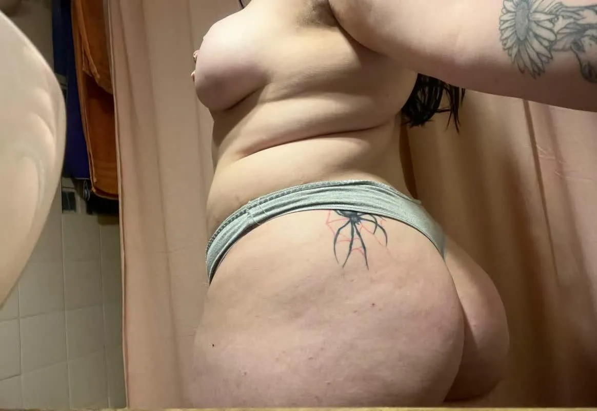 Just lookijng for a face to sit on