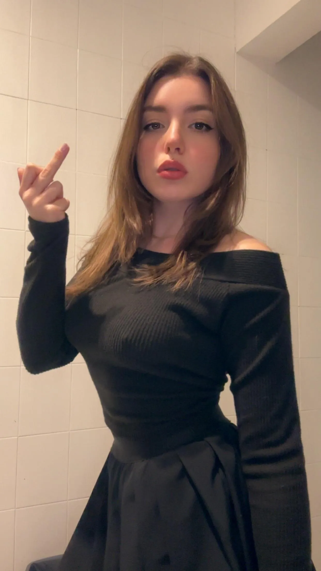 money looks better in my hands