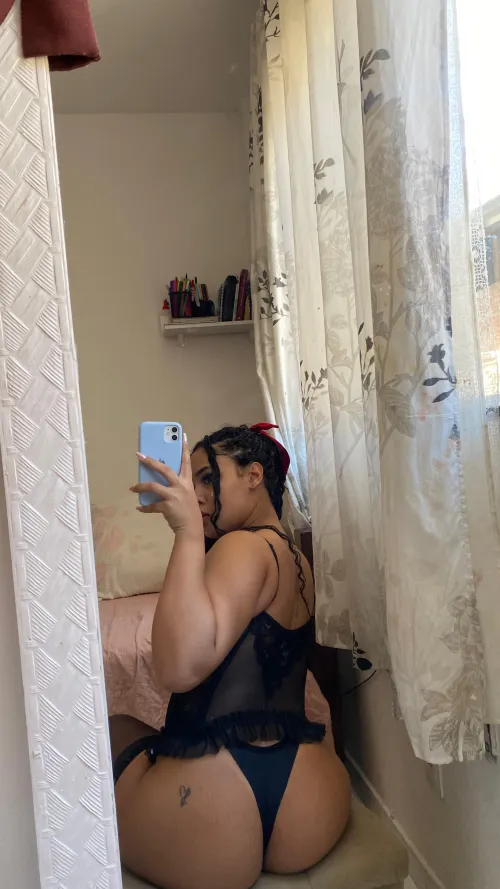 Of you're horny and you know it clap my cheeks!