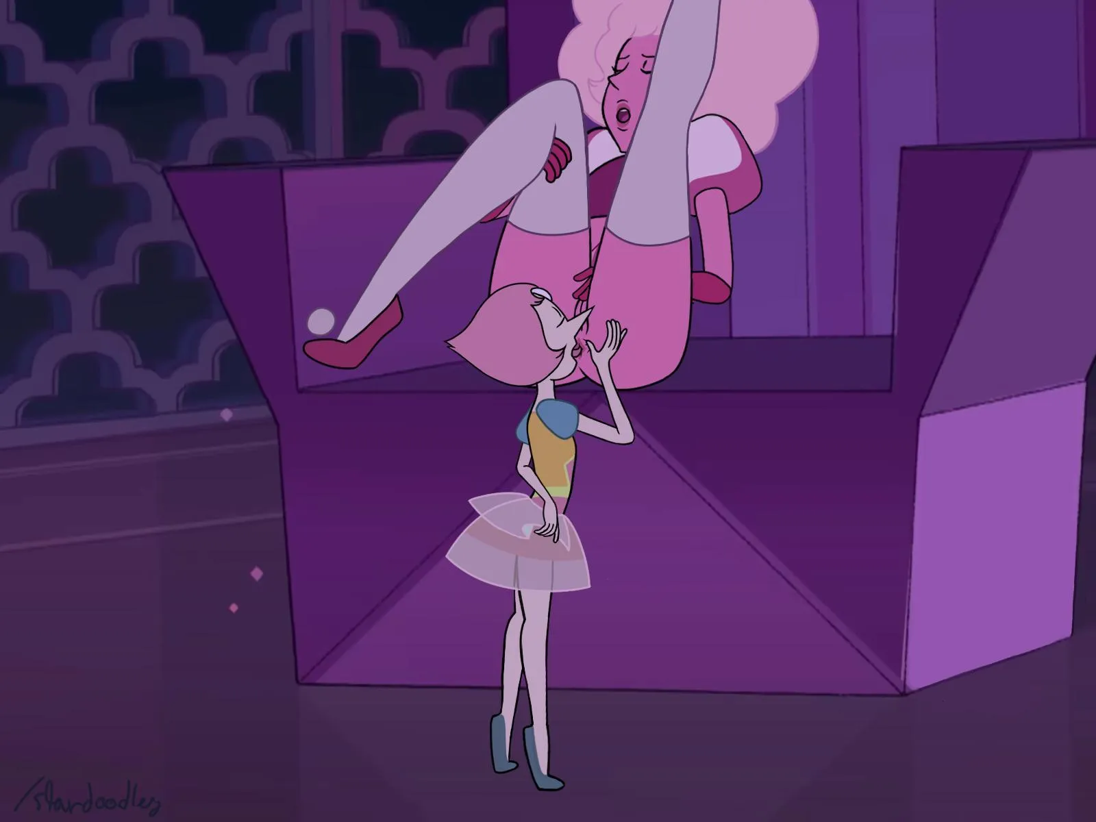 Pearl would do anything to serve her Diamond