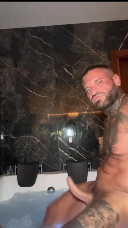 Scottish bad boy what to English lads like to see ?