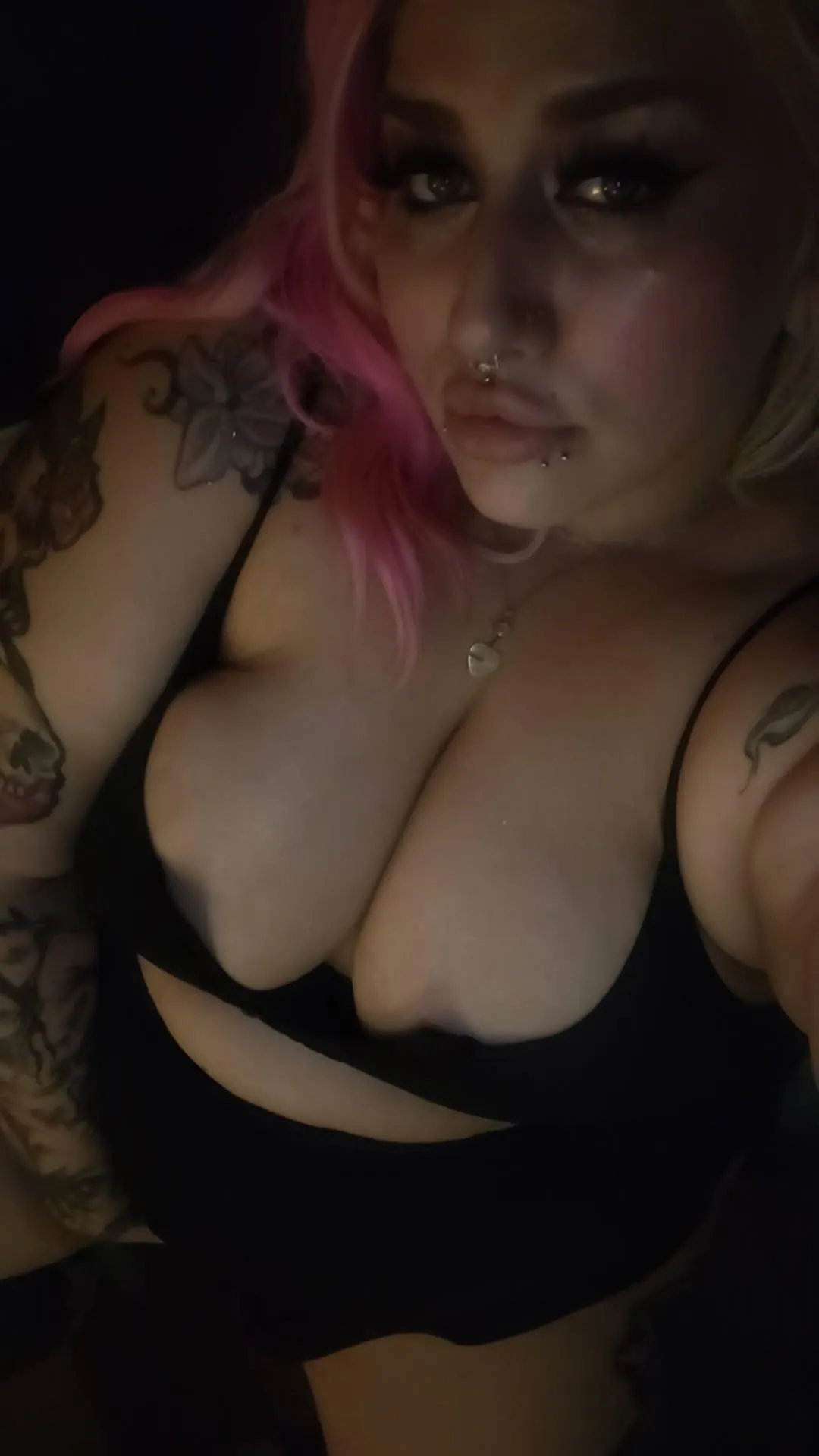 Where can your 'red right hand' be found?😛🔪🎃👀😏