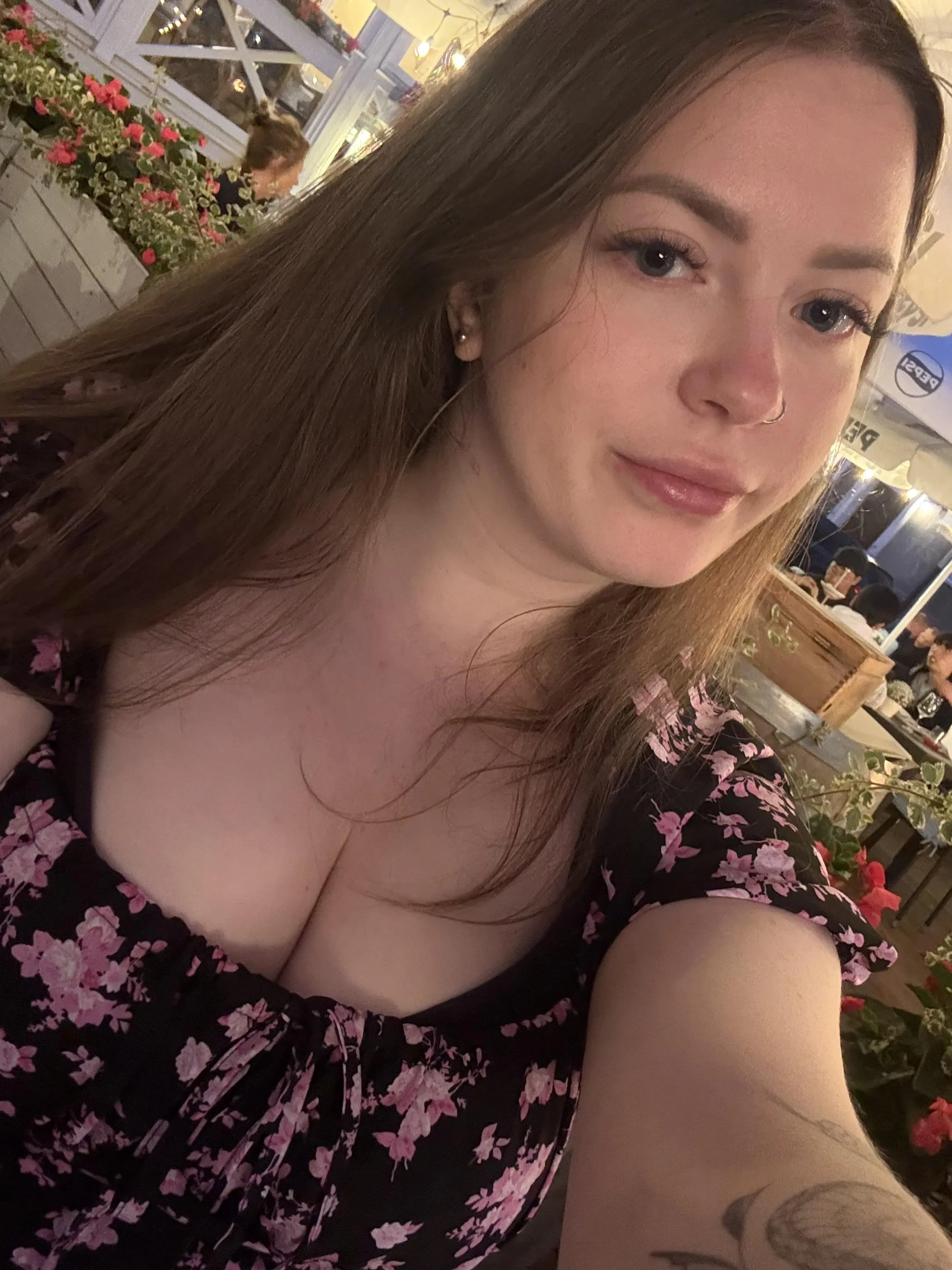 who’s gonna be my private waiter? you? let’s see how you will do ;)