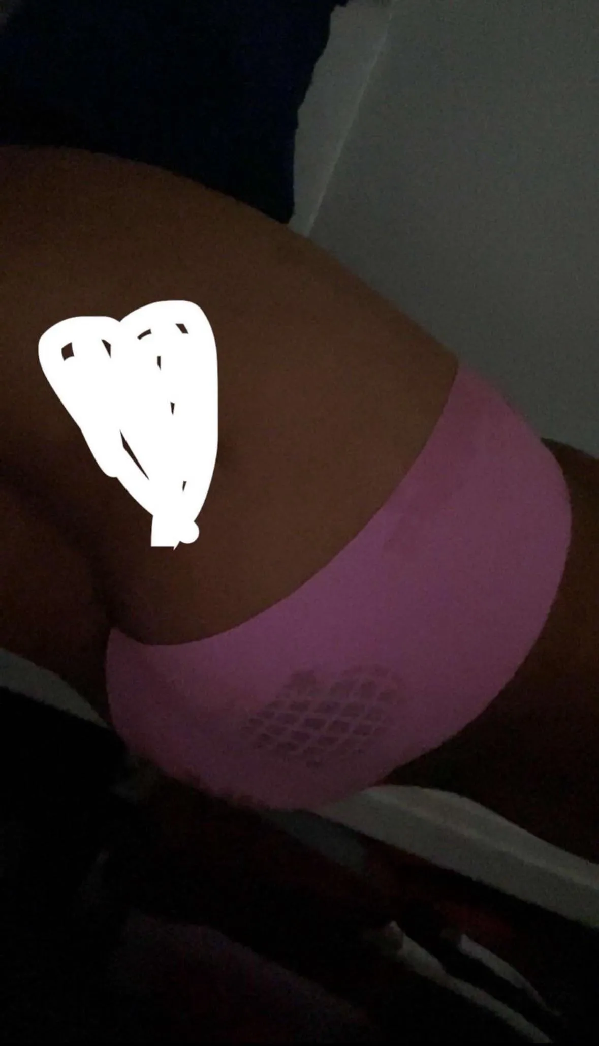 [19] looking to give head rn must travel , older men preferably