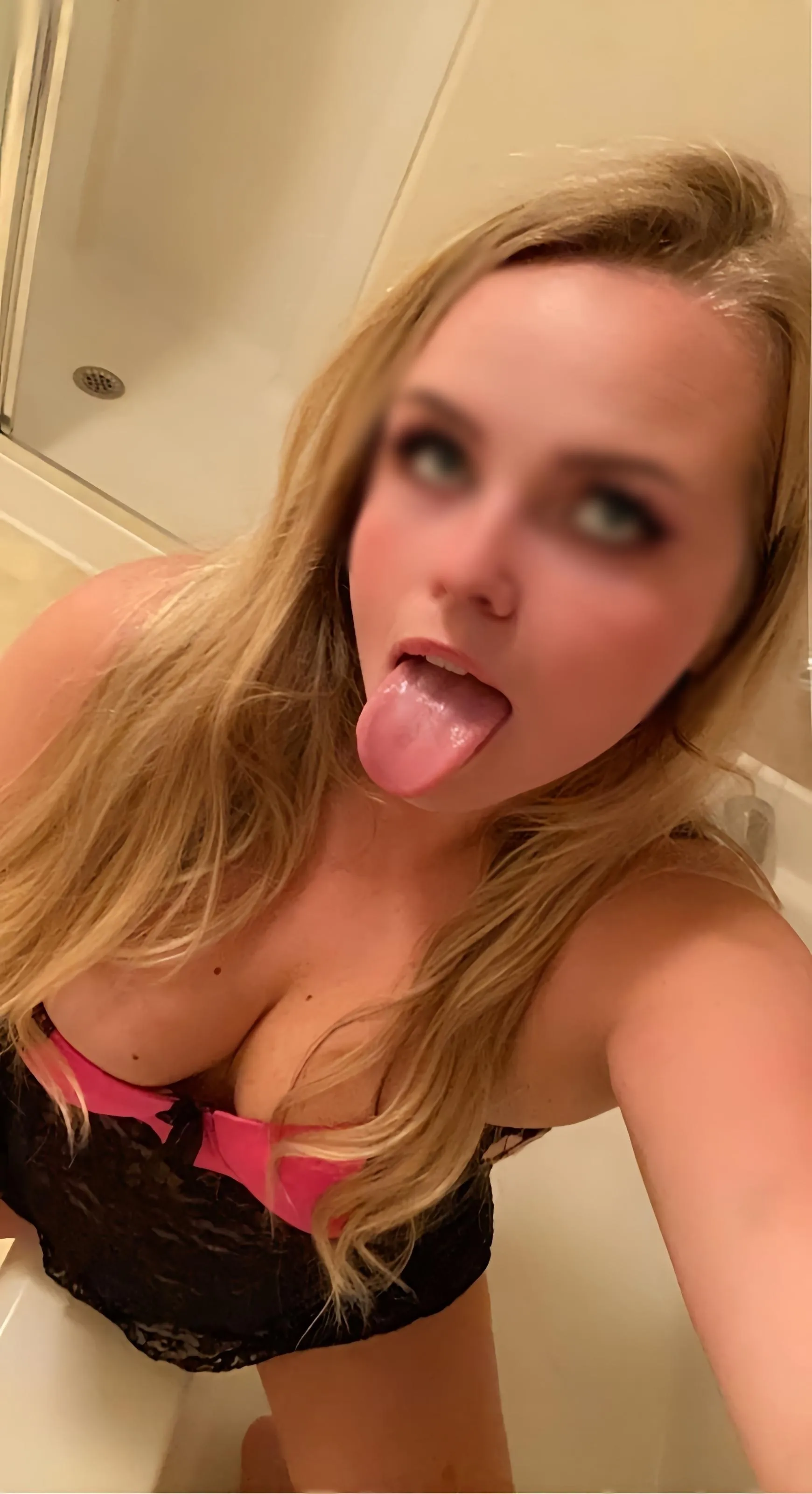 [27][F4M][Athens Georgia] wanna send my husband a cock and cum trib, big cock only newly separated.