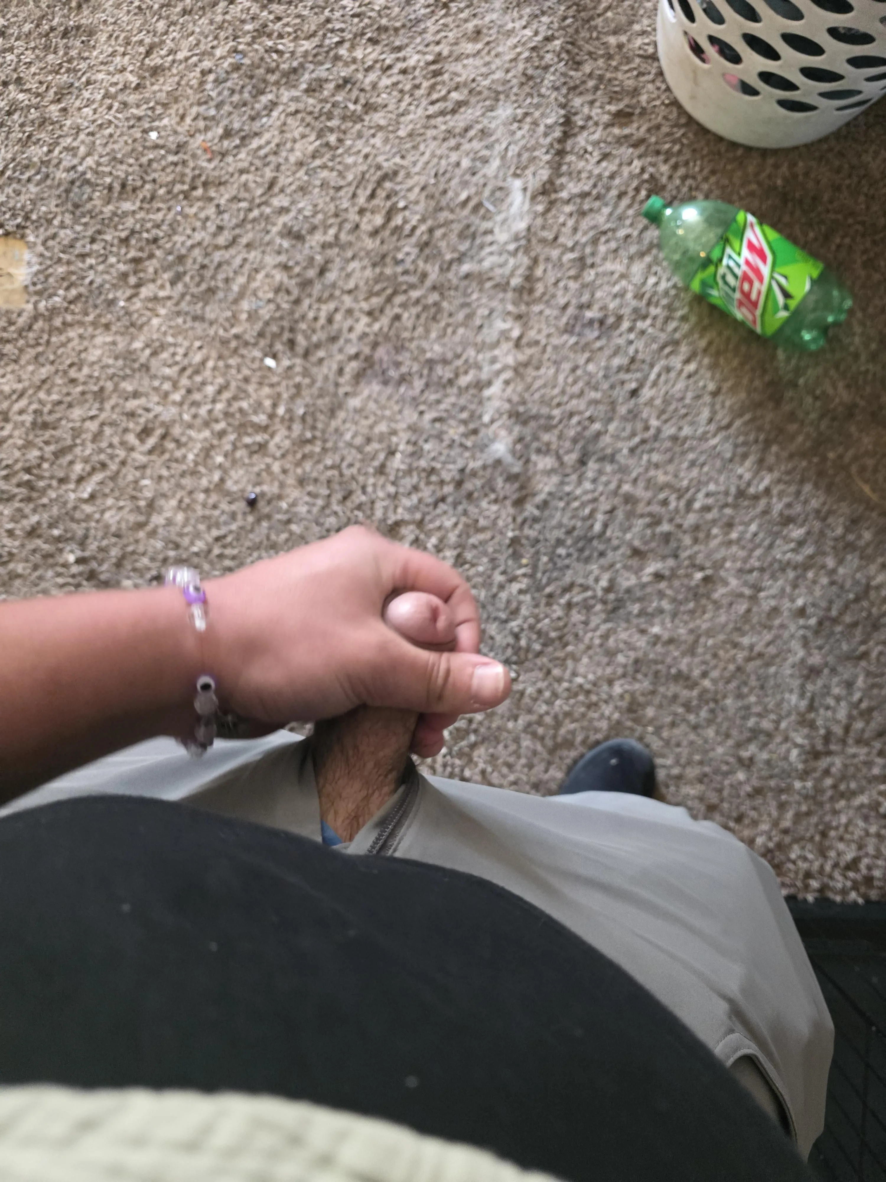 32M4M looking to get my mouth filled with cum