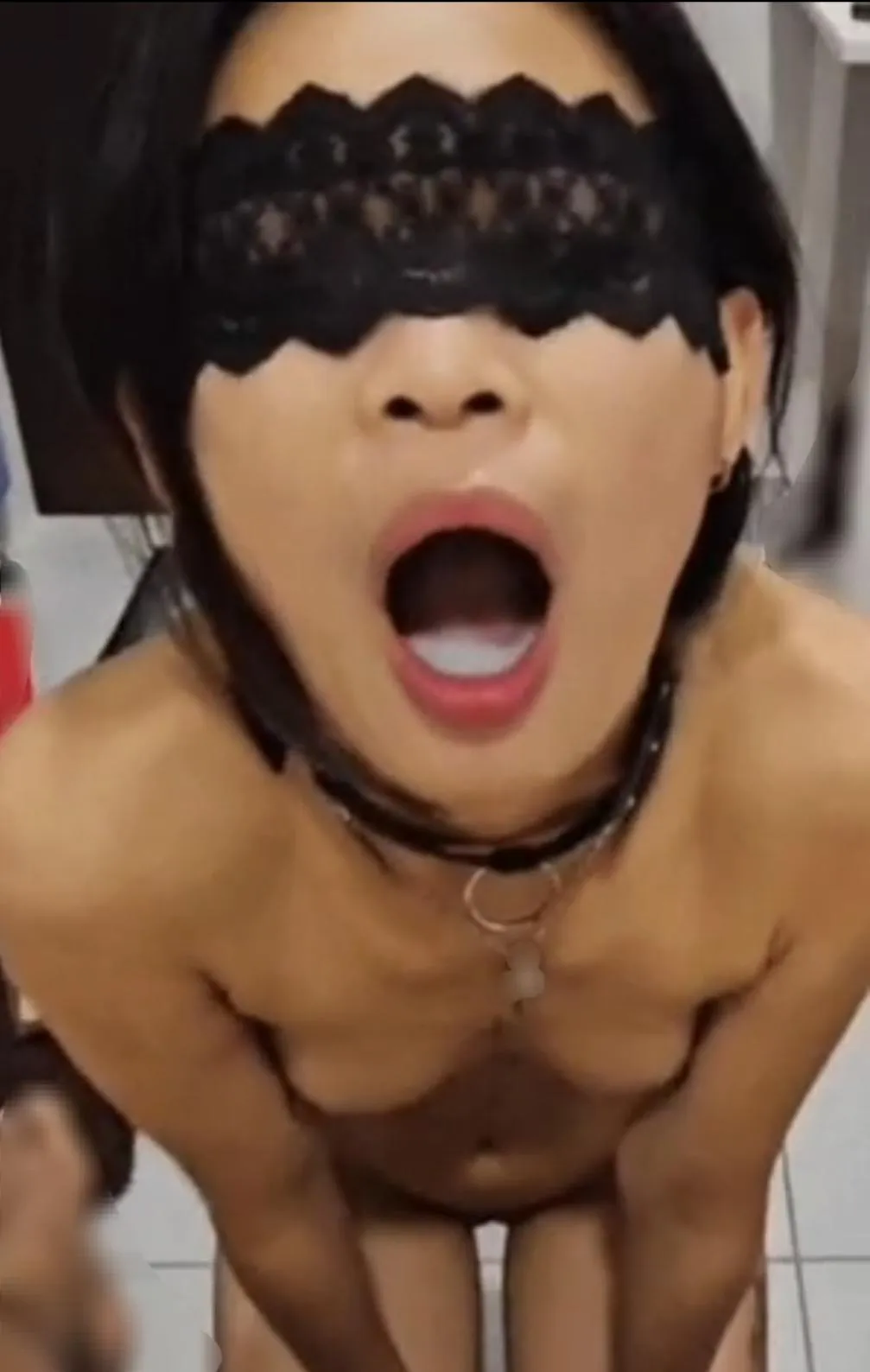 Mouth full of cum. Yummzzz