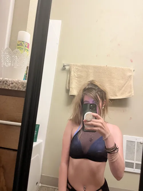 Petite blonde with a hot bod. Subscribe to my page below for 15% off babes!