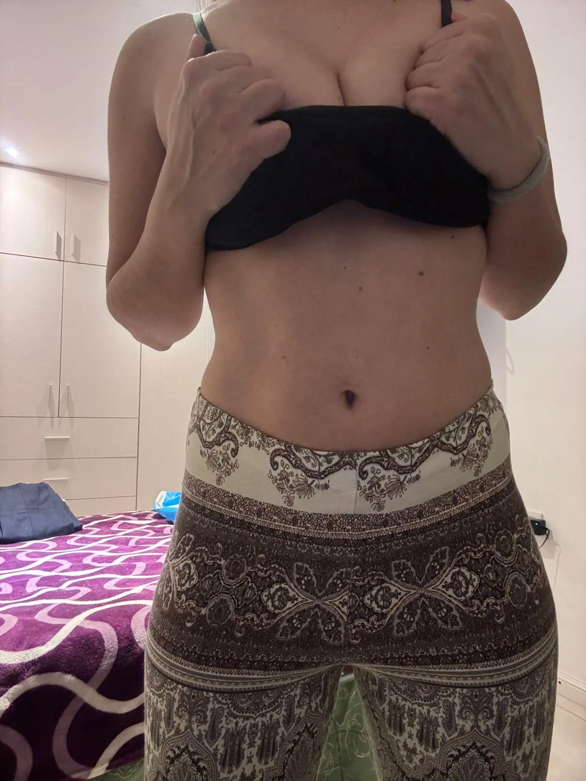 Can my navel make you hard?