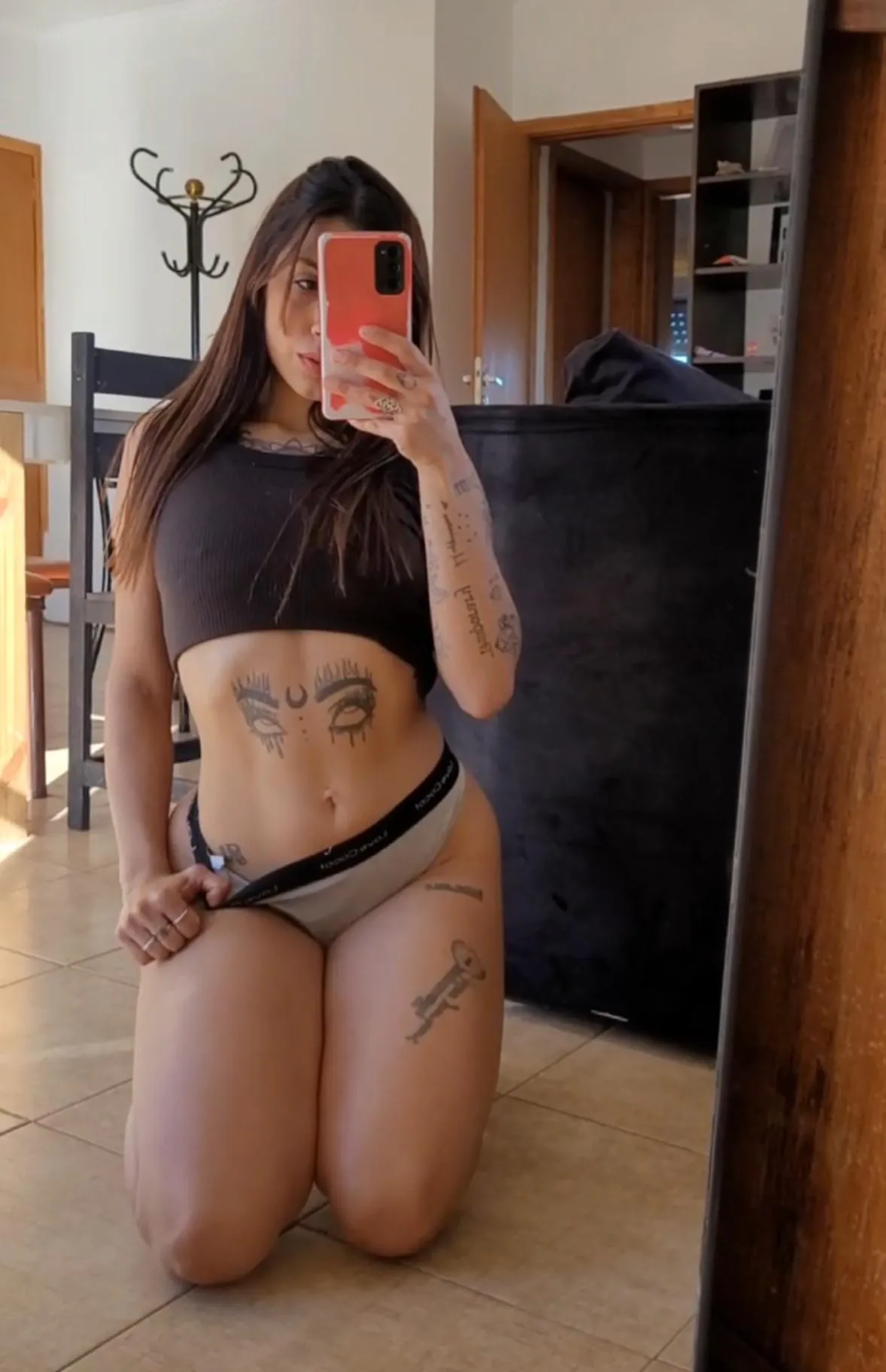 Come eat your inked mommy