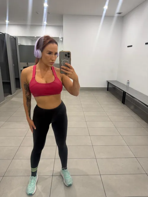 drop a ❤️ and I'll send u nudes (first 60 guys only)