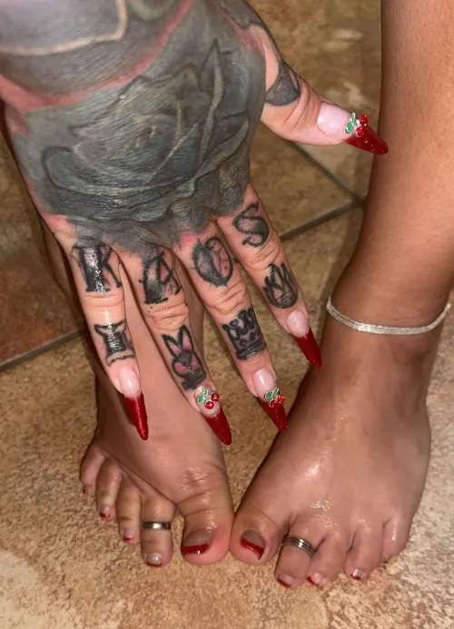 Red frenchies ❤️💅🦶💅✨