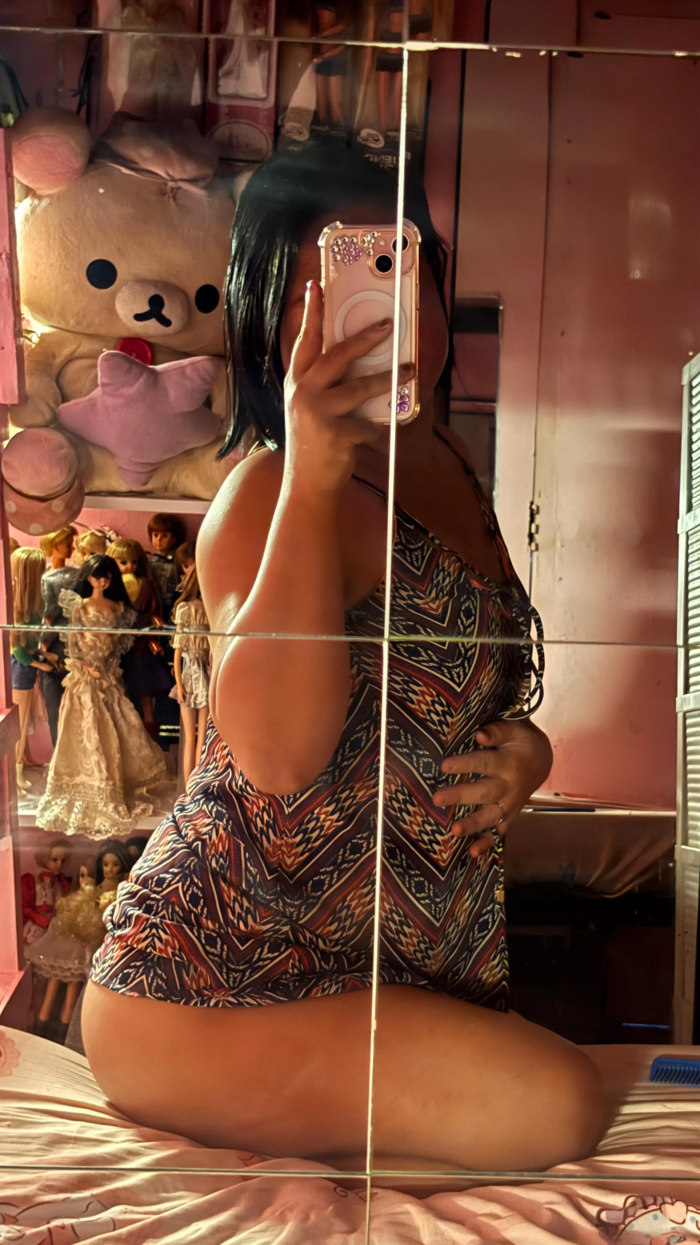 Subscribe to my fansly 🤗