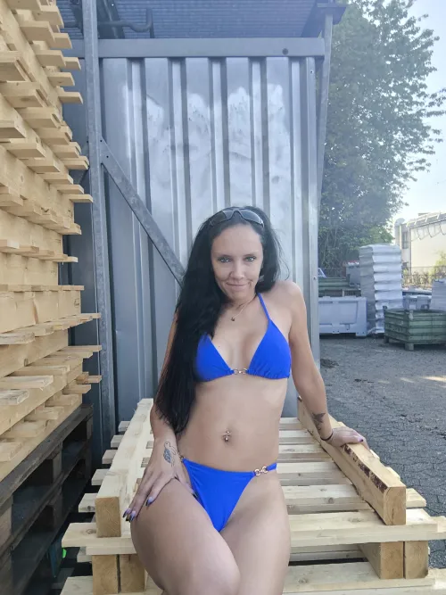 36yo and i like to be outdoor and getting in touch with strangers